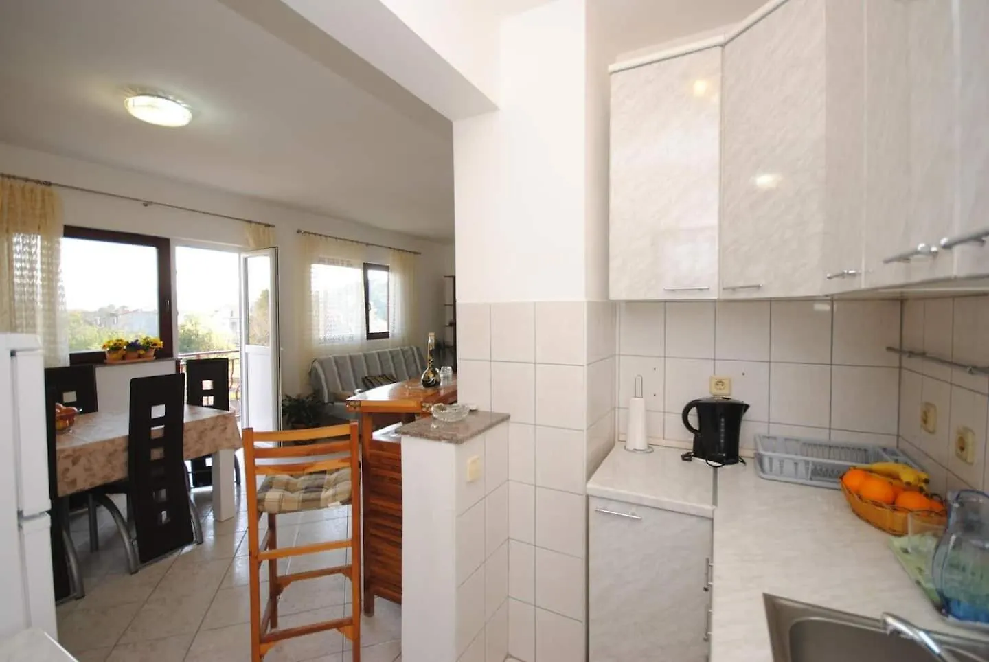 Apartments Ezgety - 330M From Beach Kastela